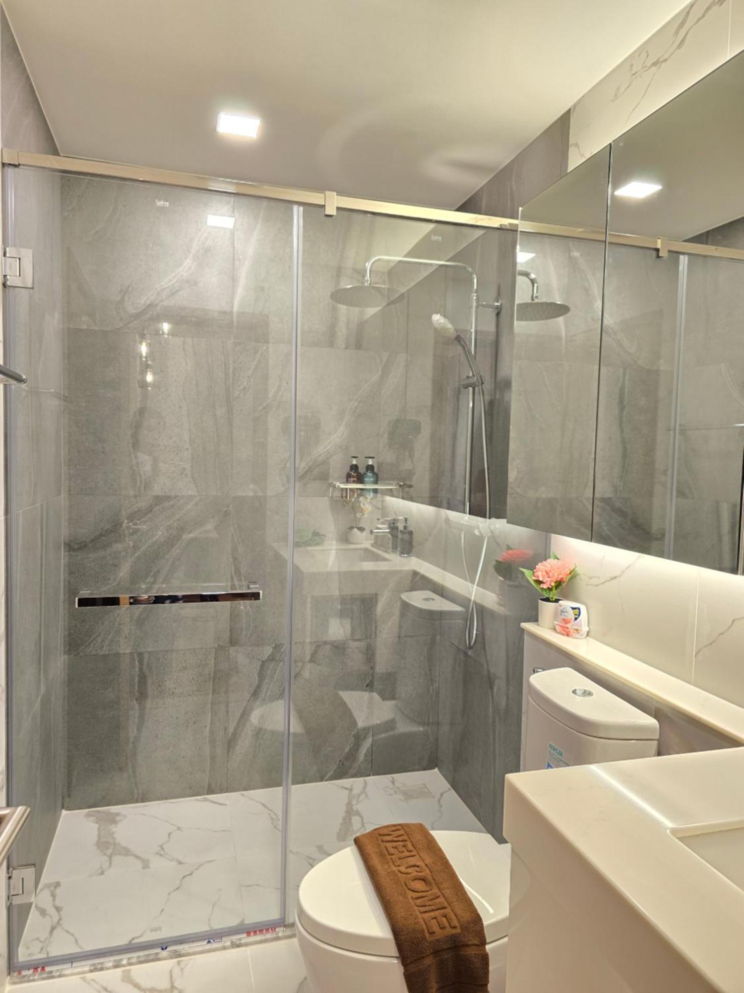 Astra Sky River Changkhlan Apartment *